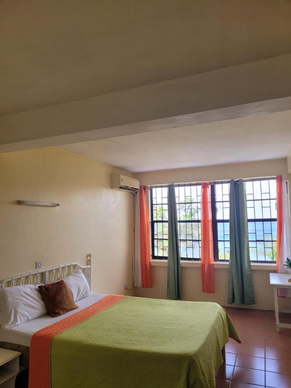 Casa Del Vega A Little Peace Of Heaven Hotel Castries Ngoại thất bức ảnh