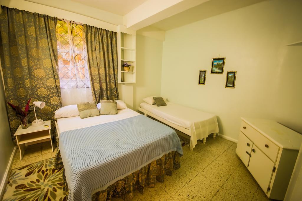 Casa Del Vega A Little Peace Of Heaven Hotel Castries Ngoại thất bức ảnh